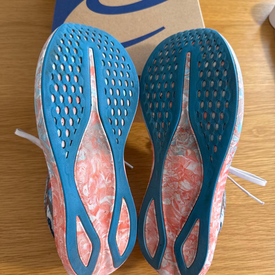 ASICS NOOSA TRI 16 26.5cm ホワイト/サンライズレッド