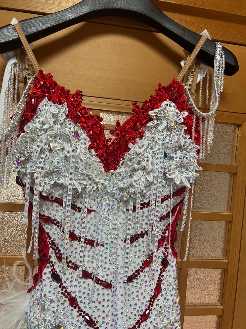 社交ダンス用赤と白のドレス　サイズS~M使用感ありません