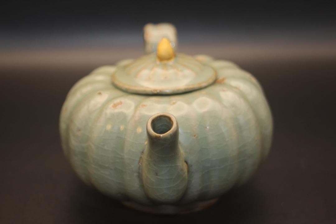 【海】南宋官窯青磁　珍品　南瓜形急須　高級木箱付　骨董品  中国美術品