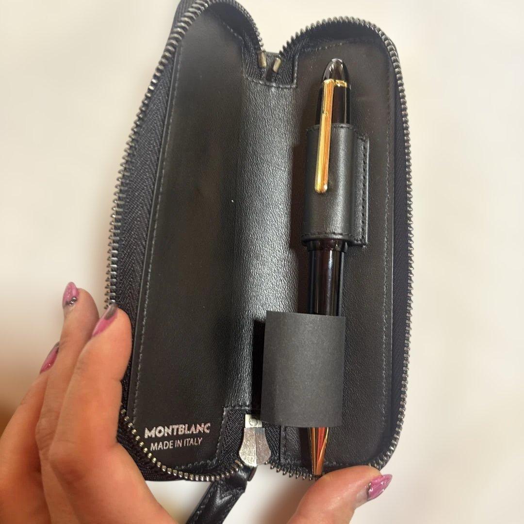 MONTBLANC ボールペンとケースのセット