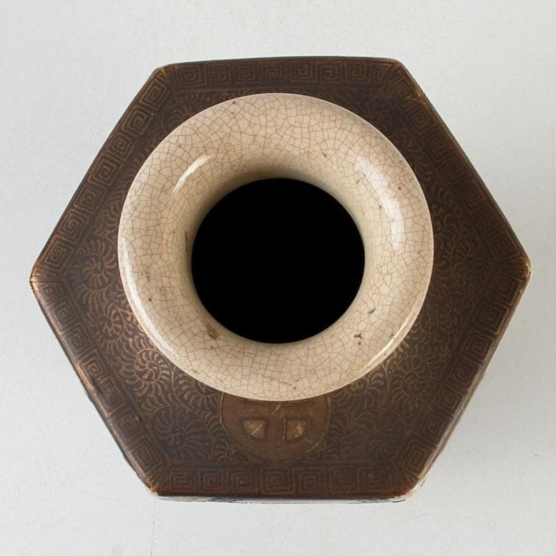 薩摩焼　丸二造　金襴手　羅漢図　花瓶　Z　9602