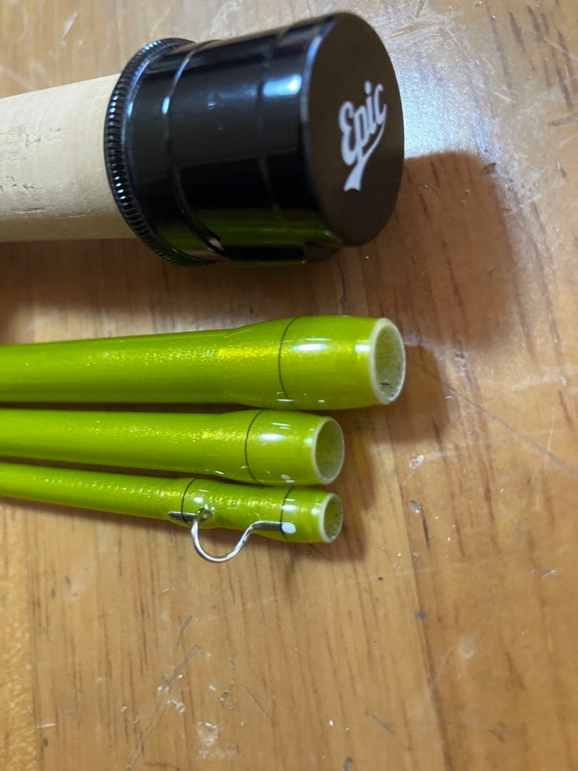 Epic 370 FASTGLASS II フライロッド