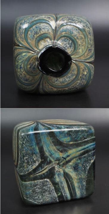 送料無料　大珍品　時代ガラス四角瓶　高さ11.5ｃｍ