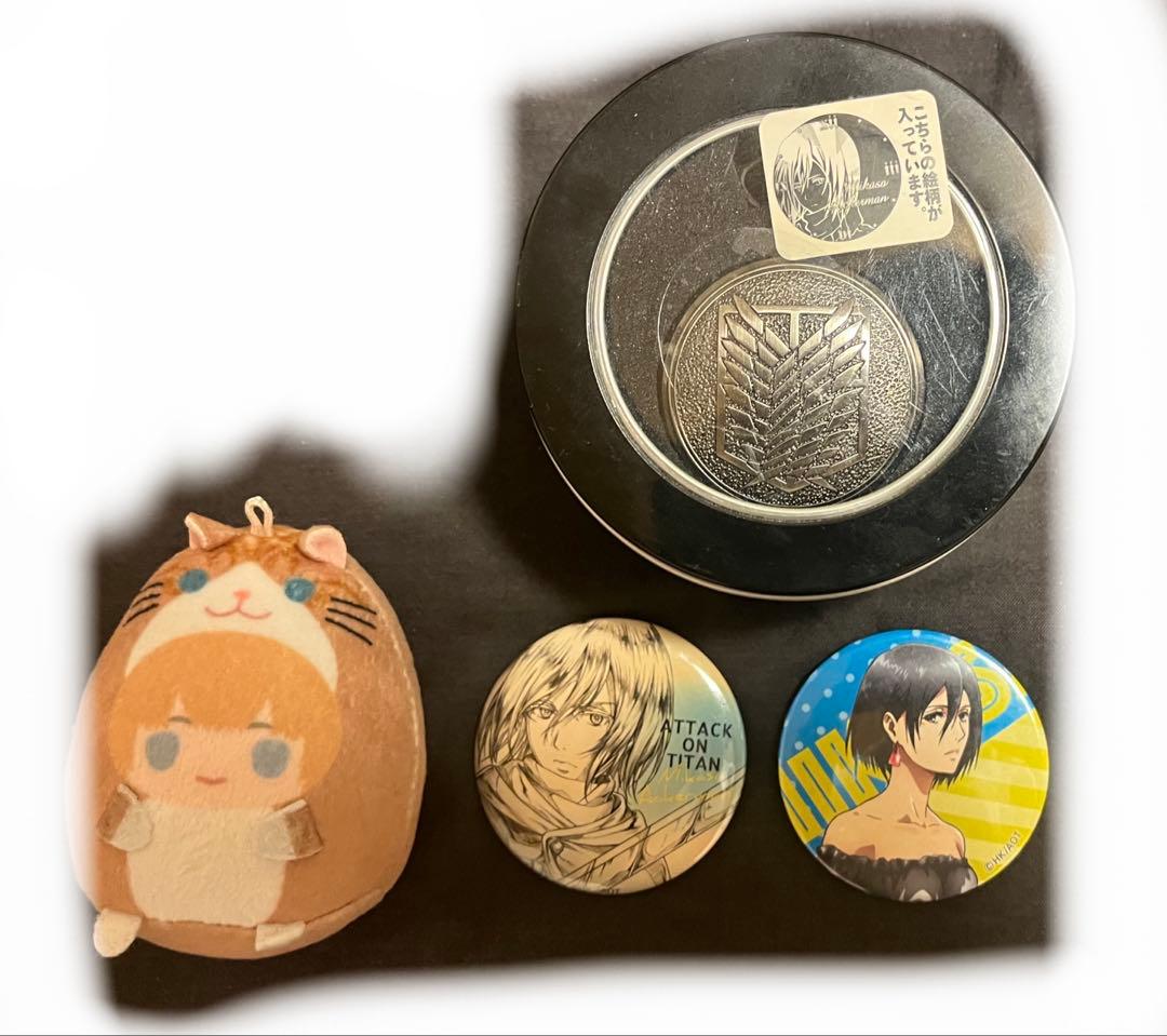 進撃の巨人　ミカサ　缶バッジ　時計　多分　アルミン　ぬいぐるみ