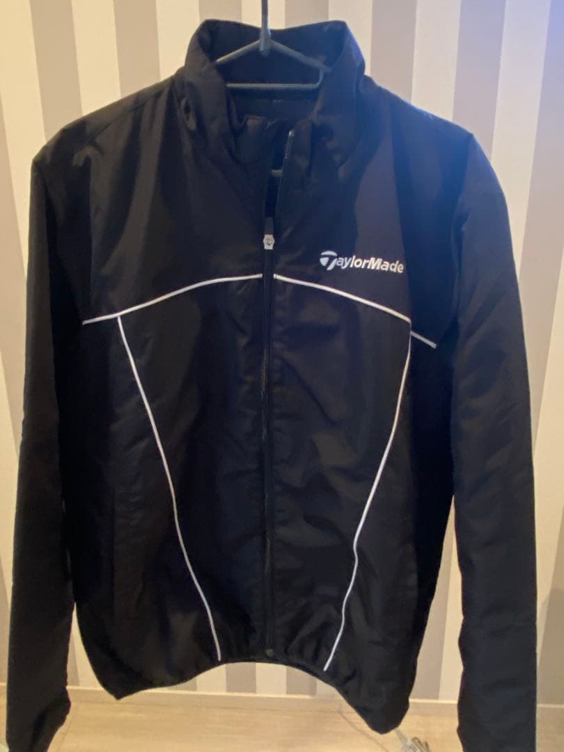 【美品】テーラーメイドゴルフ　中綿ジャケット　黒　M