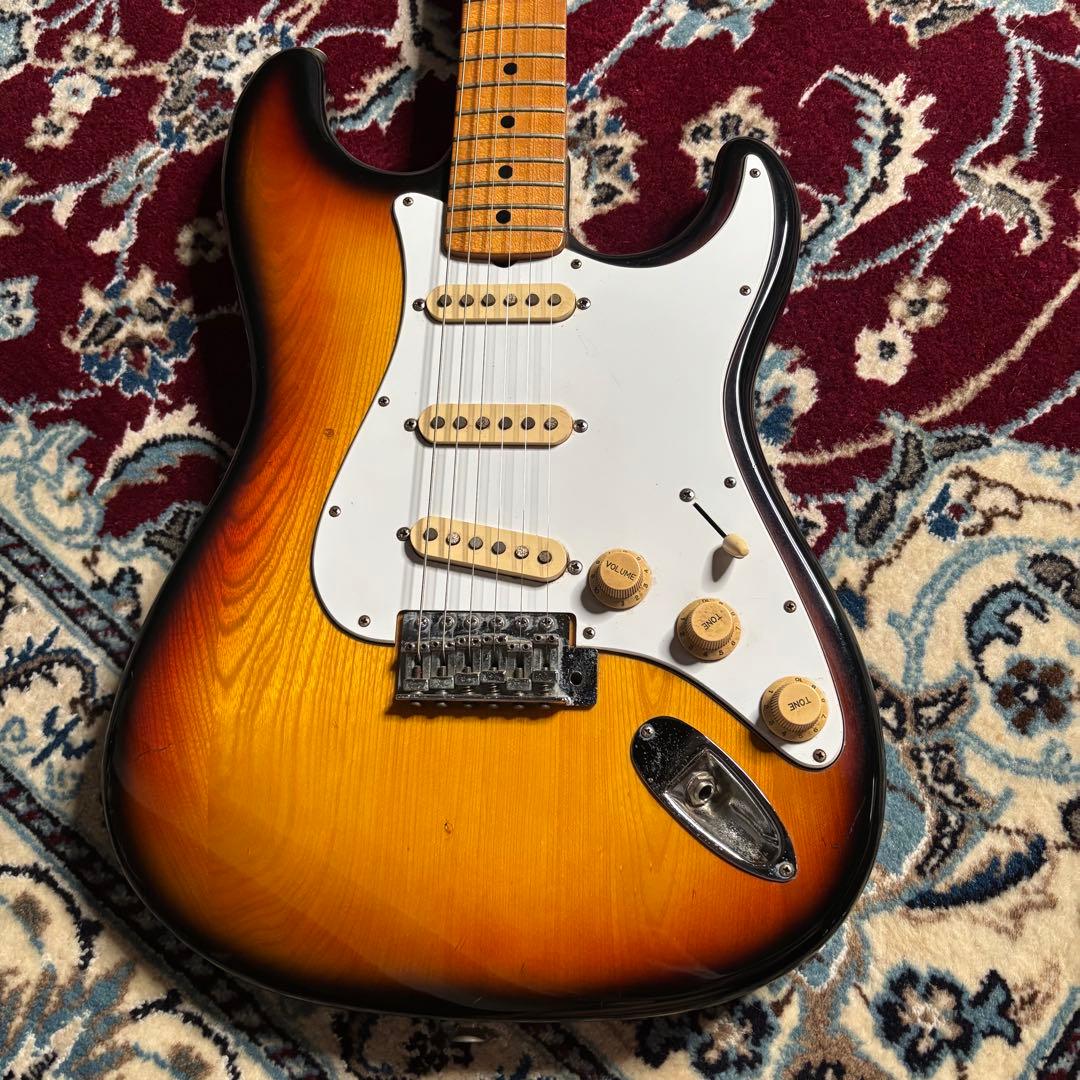 YAMAHA SR400 ストラトキャスター　ジャパンビンテージ　サンバースト