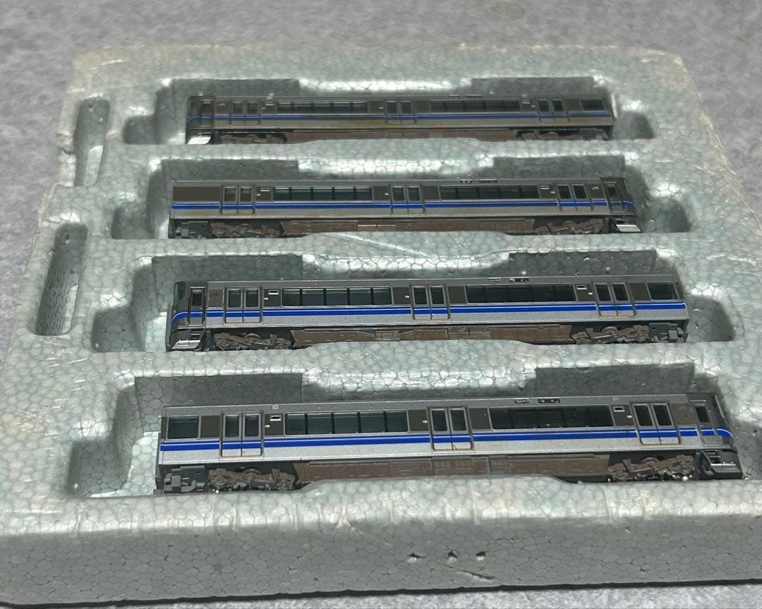 521系（3次車・4次車）２編成セット　　　　※Nゲージ