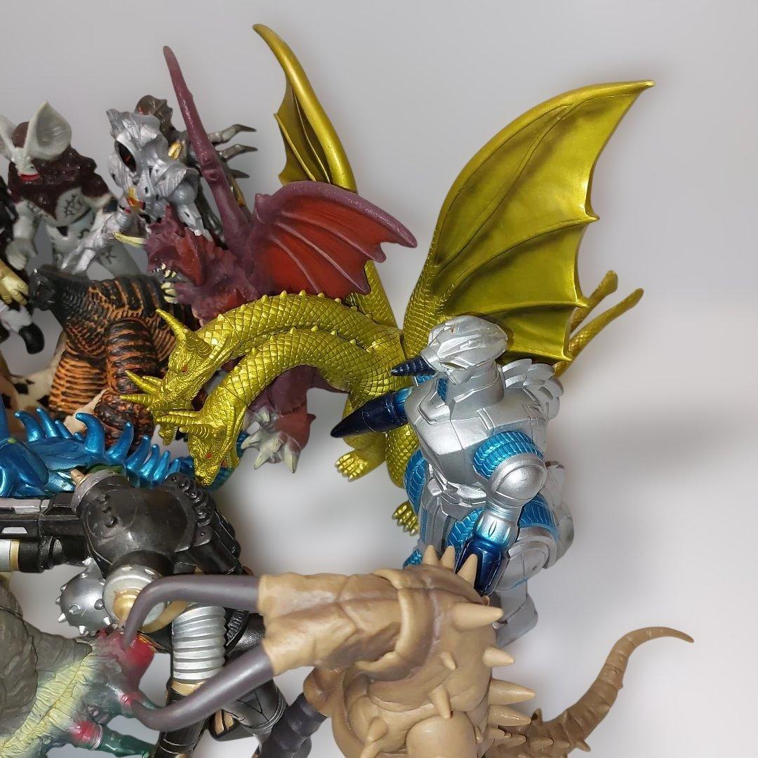 ウルトラマン　旧ウルトラ怪獣まとめ売り　キングギドラ、モゲラ他 当時物ソフビ