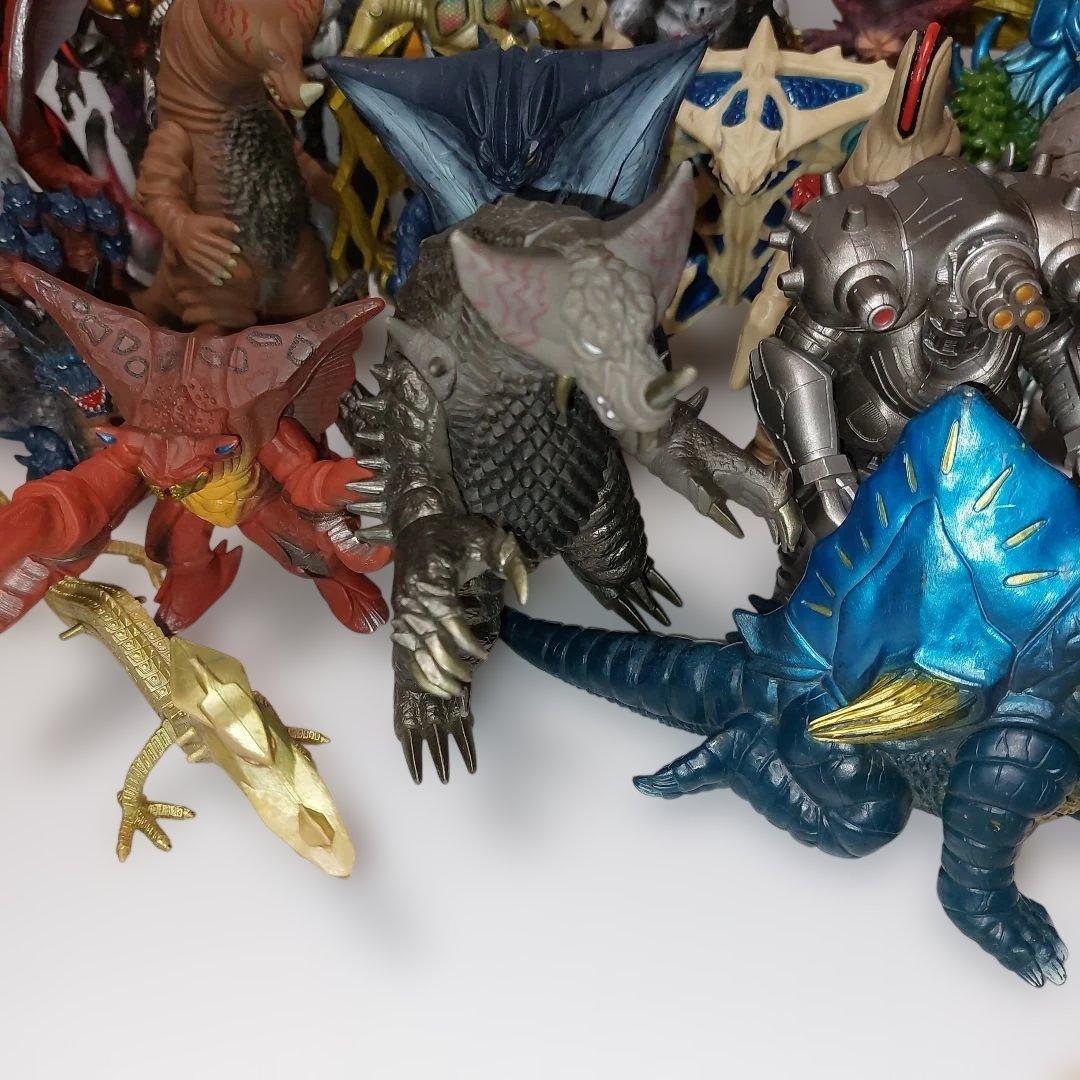 ウルトラマン　旧ウルトラ怪獣まとめ売り　キングギドラ、モゲラ他 当時物ソフビ