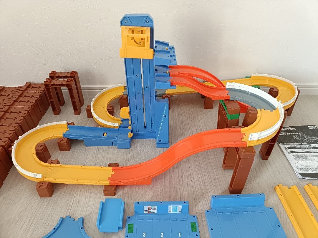 トミカシステム 超大量セット 5way ダブルリフトどうろセット