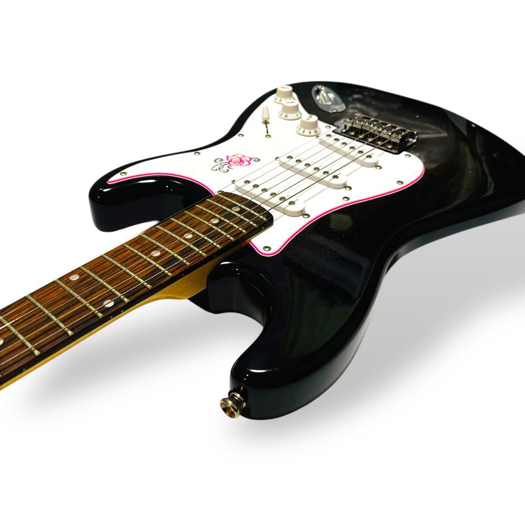 【希少な純正ケース付】ジプシーローズ エレキギター ラメ入 女性向けギター