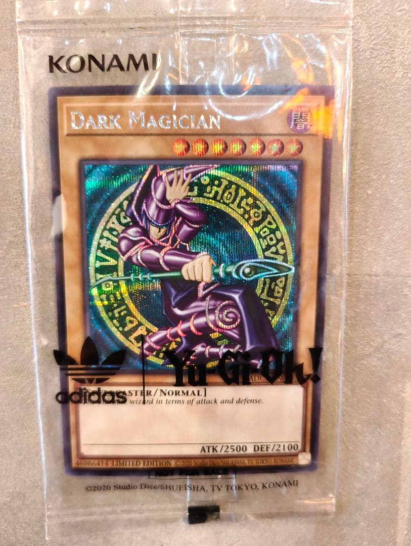 【未開封】遊戯王 ブラックマジシャン　adidasコラボ 限定版