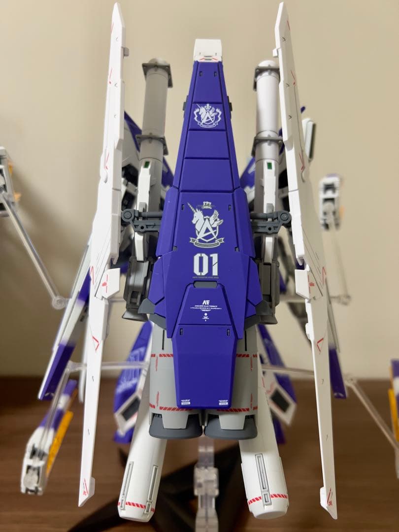 MG RX-93-ν2 Hi-νガンダム HWS +ファンネルエフェクトパーツ