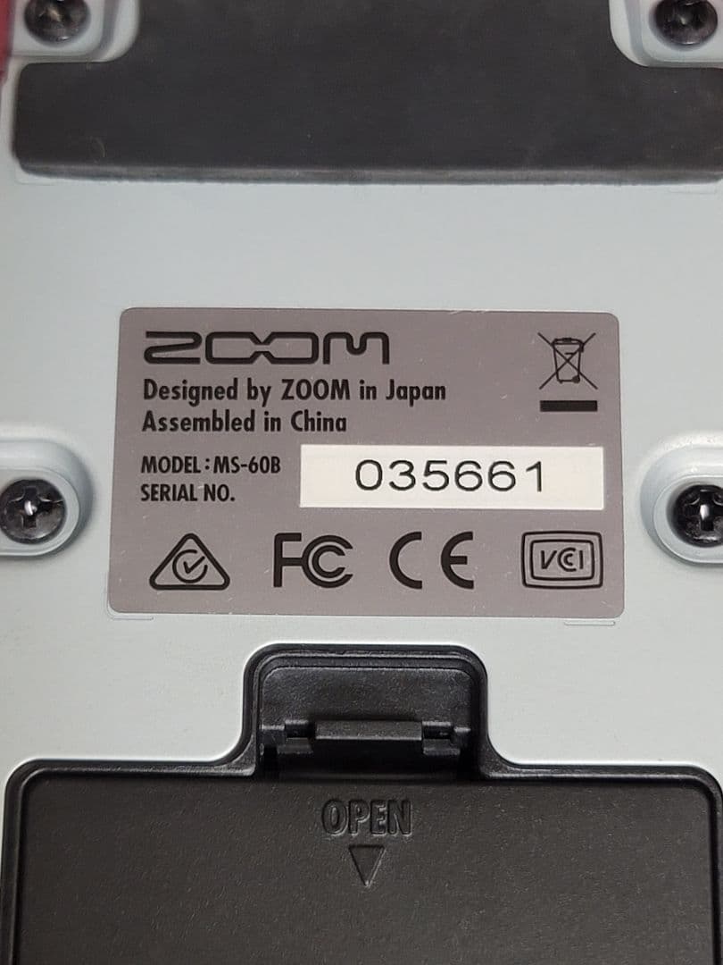 ZOOM MULTISTOMP MS-60B アンプ