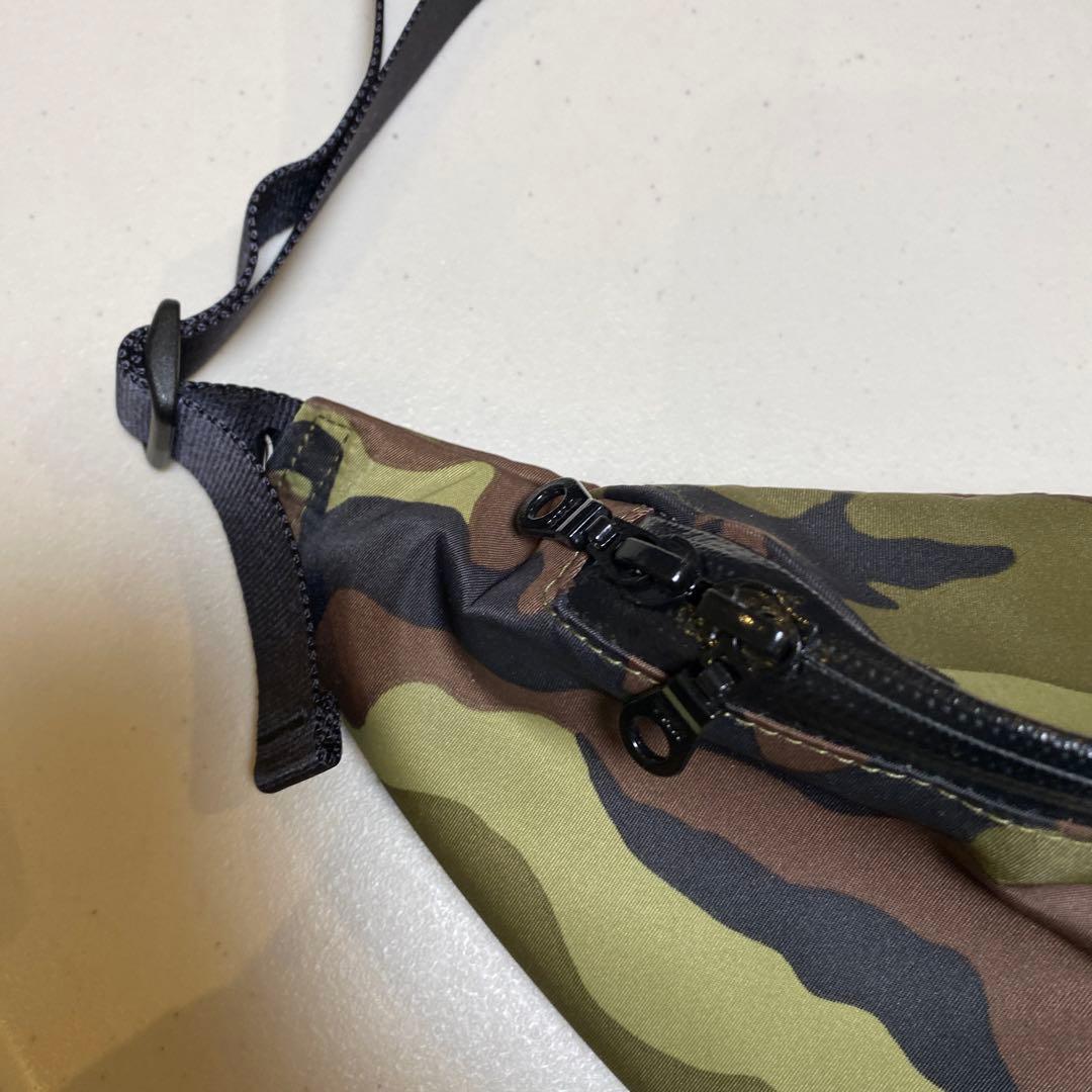 【narifuri ボディバッグ♪】室内で試着のみの極美品です　ナリフリ自転車