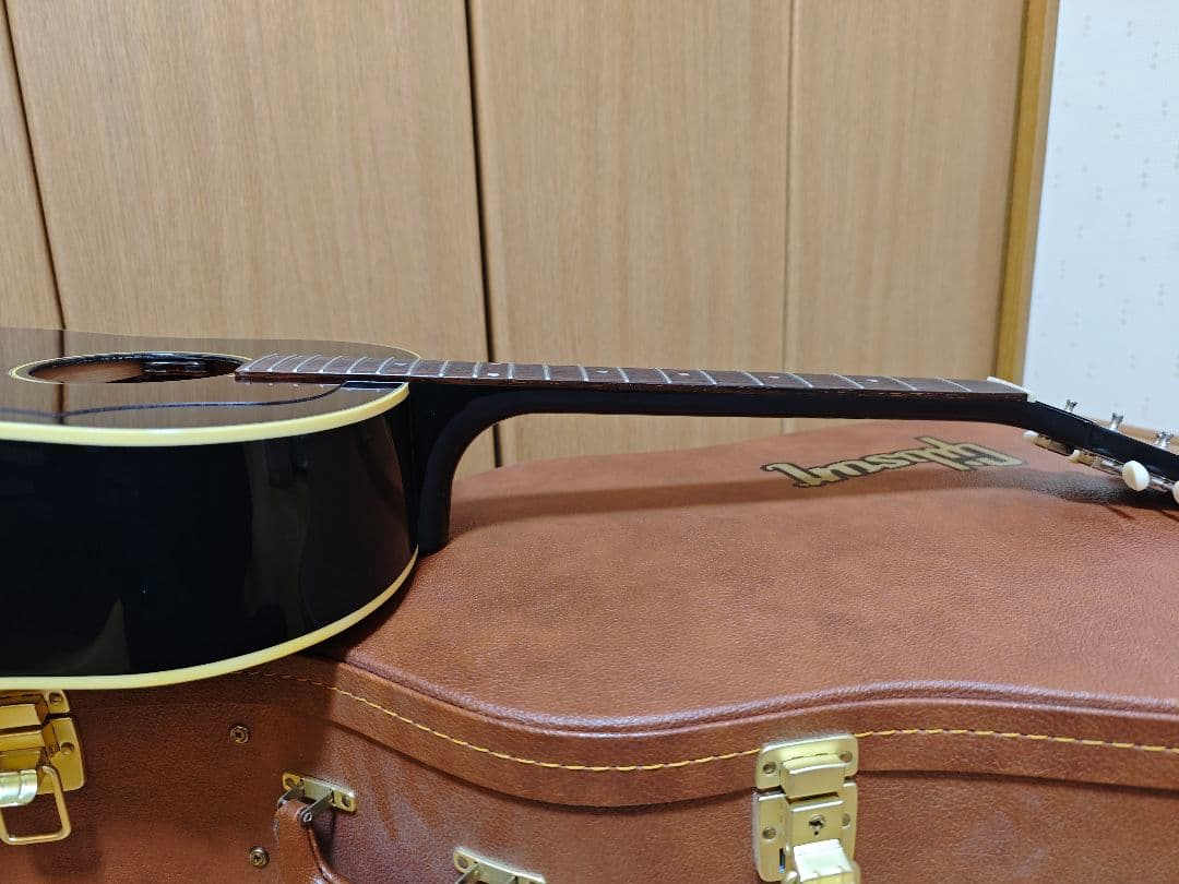 Gibson 1950s J-45 純正品ハードケース付き