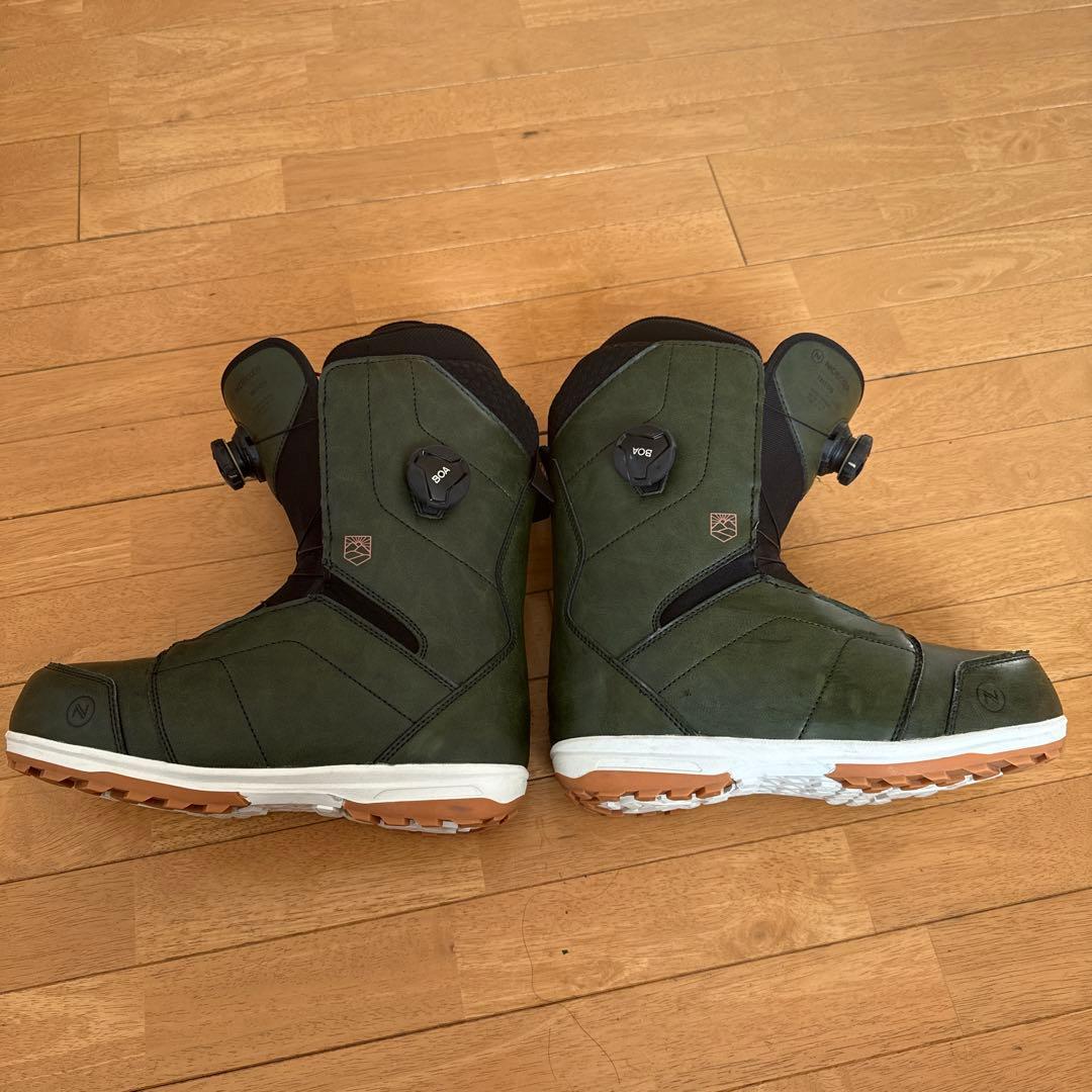 あまねさま　 nidecker triton 28.0cm オリーブ