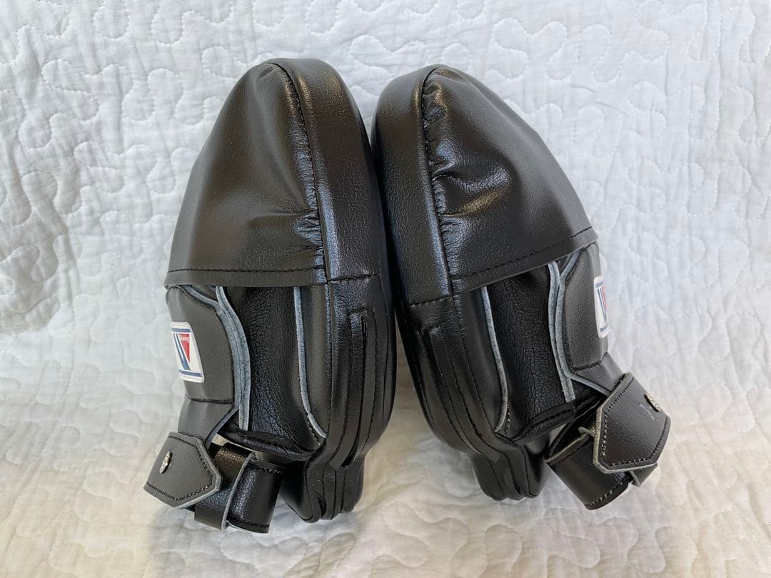 Winning パンチングミット ブラック