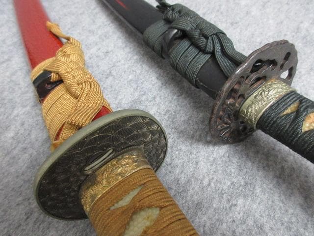 太刀と脇差の模造刀 [B27453]