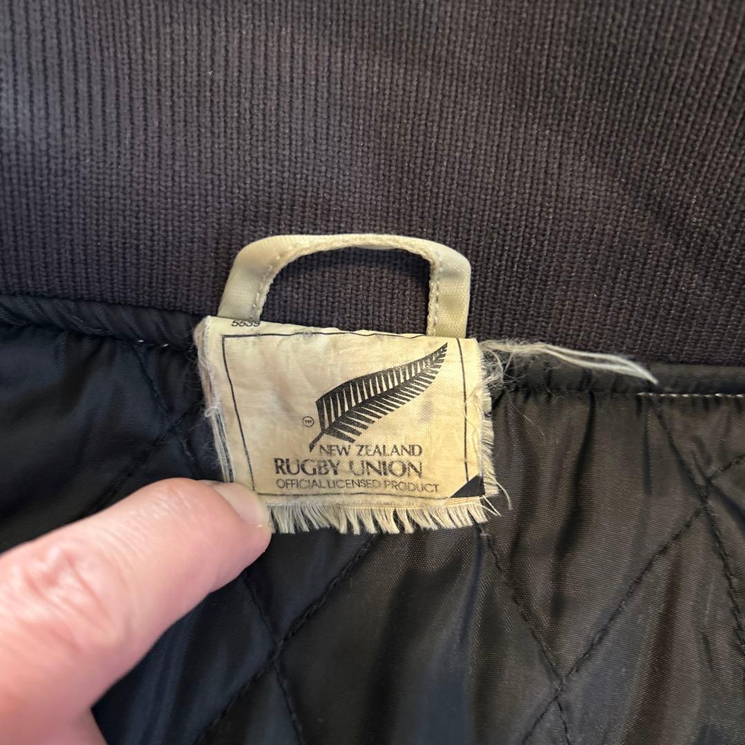 レア ラグビー オールブラックス カンタベリー製 中綿入りジャケット XL