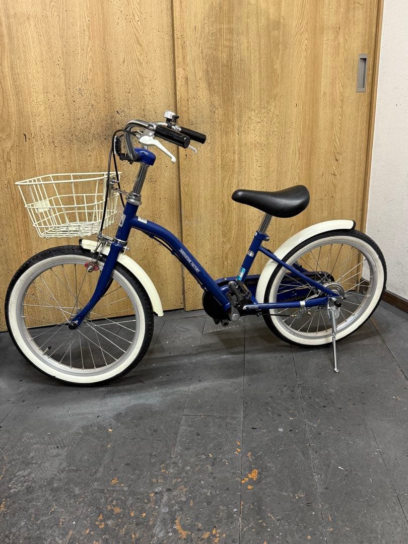 中古車　幼児用　イノベーションファクトリー　18インチ　美品