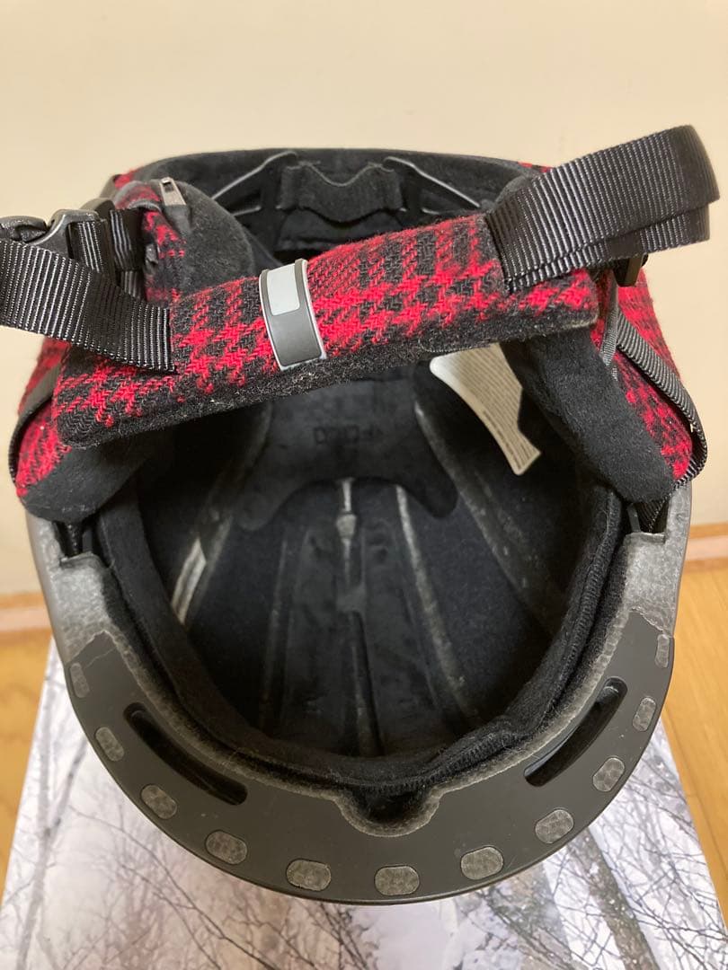 SMITH MAZEマットグレー ×チェックヘルメットMサイズ55-59センチ