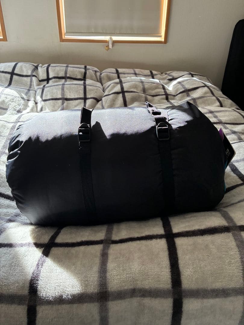 イスカ　アルファライト1300ex シュラフ