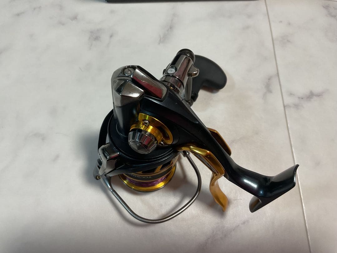 ダイワ DAIWA 18TOURNAMENT ISO 3000LBD