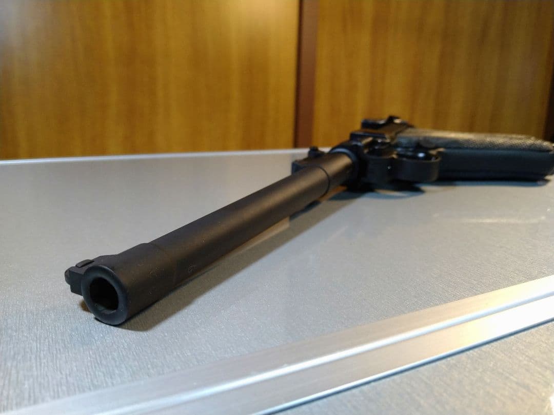 作動快調な美品！タナカ　ルガーＰ０８　８インチアーティラリー　ＨＷ樹脂！ガスブロ