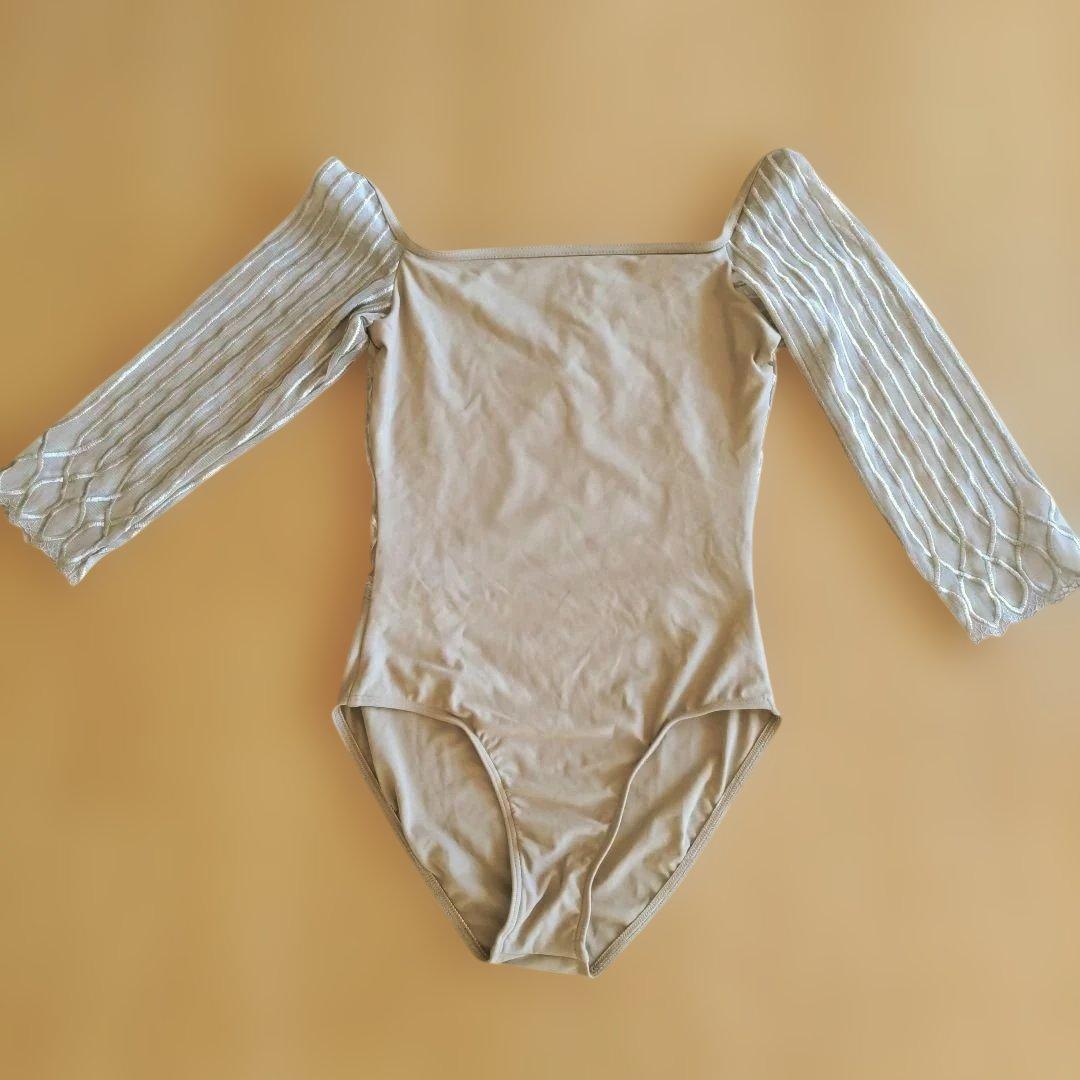 ウェアモア　新作レオタード　Sサイズ