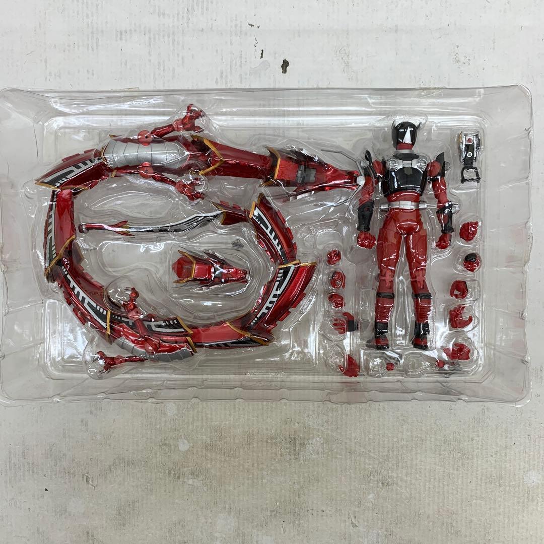 ［開封品］仮面ライダー龍騎＆ドラグレッダー S.H.Figuarts フィギュア