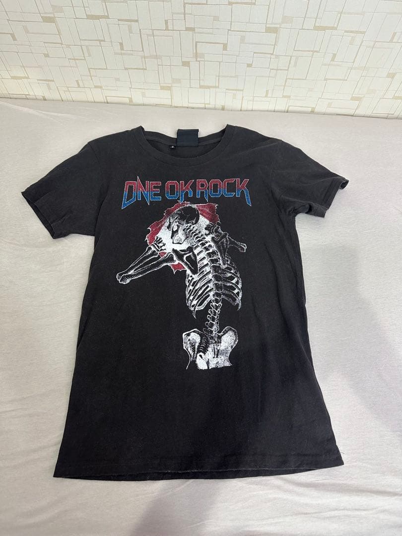 ONE OK ROCKのグッズ12点セット