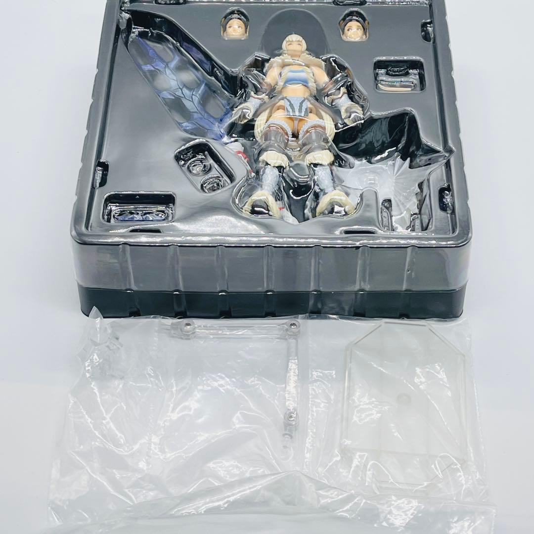 Vulcanlog モンハンリボ ハンター女剣士 キリンシリーズ フィギュア