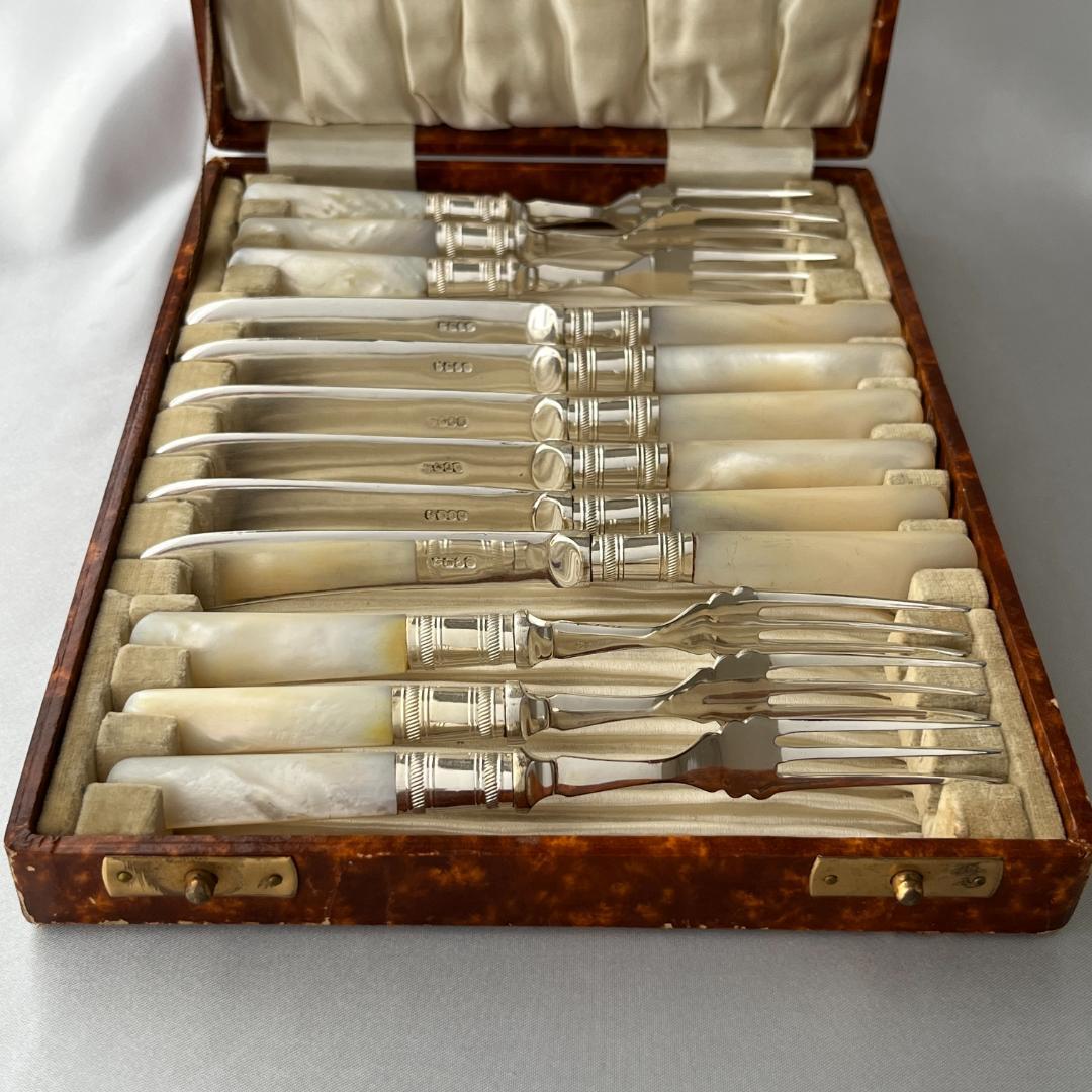 【英国】【白蝶貝】デザート / フルーツセット 12本 マザーオブパール ケース