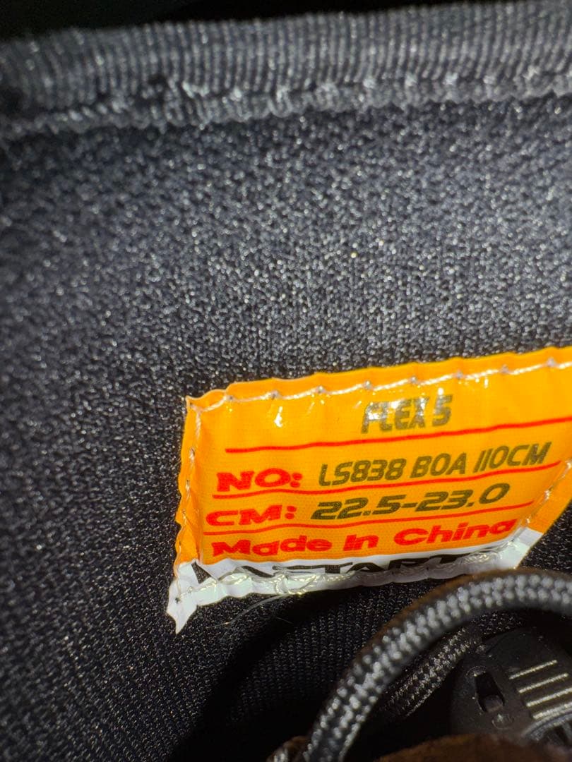 新品未使用　LASTARTS ラスターツ BOA 22.5cm-23.0cm