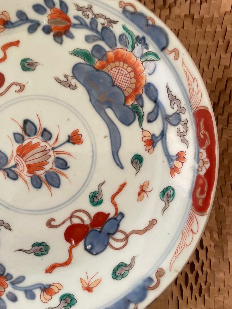 骨董　可愛らしい余白のある明治伊万里7寸