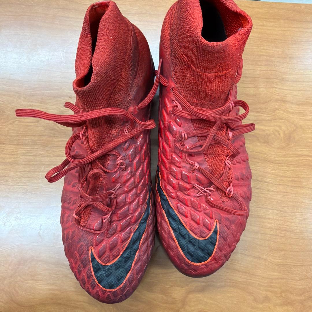 サッカースパイクナイキハイパーヴェノム