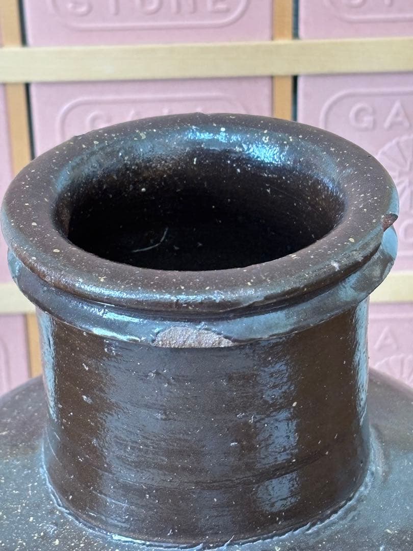 花入り 　古い甕　酢甕　　　骨董品　花瓶