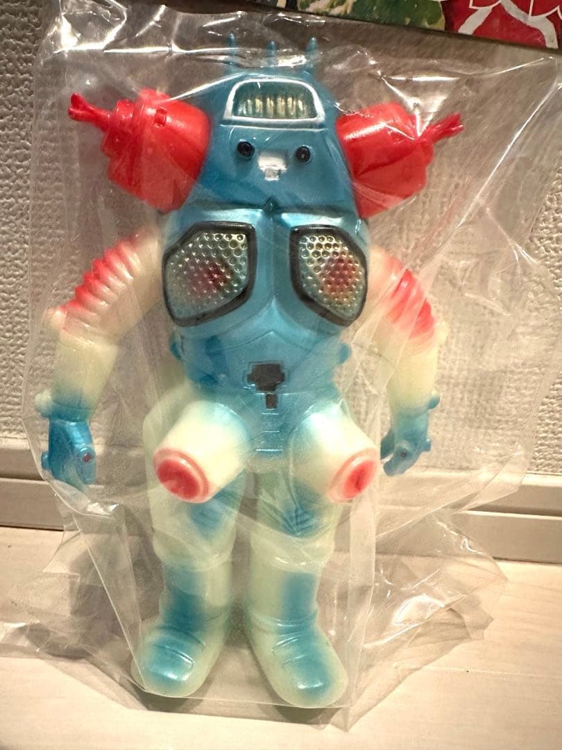 ブルマァク　キングジョー　蓄光ブルー　墓場の画廊