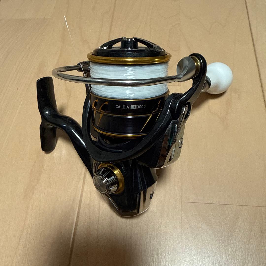 DAIWA CALDIA 3000 スピニングリール