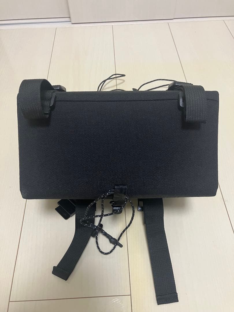 美品　タデクイ　tade qui カニンガムバック　フロントバッグ