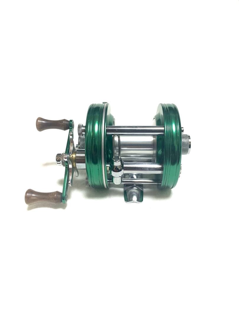 ABU 【美品】 RecordAmbassadeur 5000グリーン　サイモン