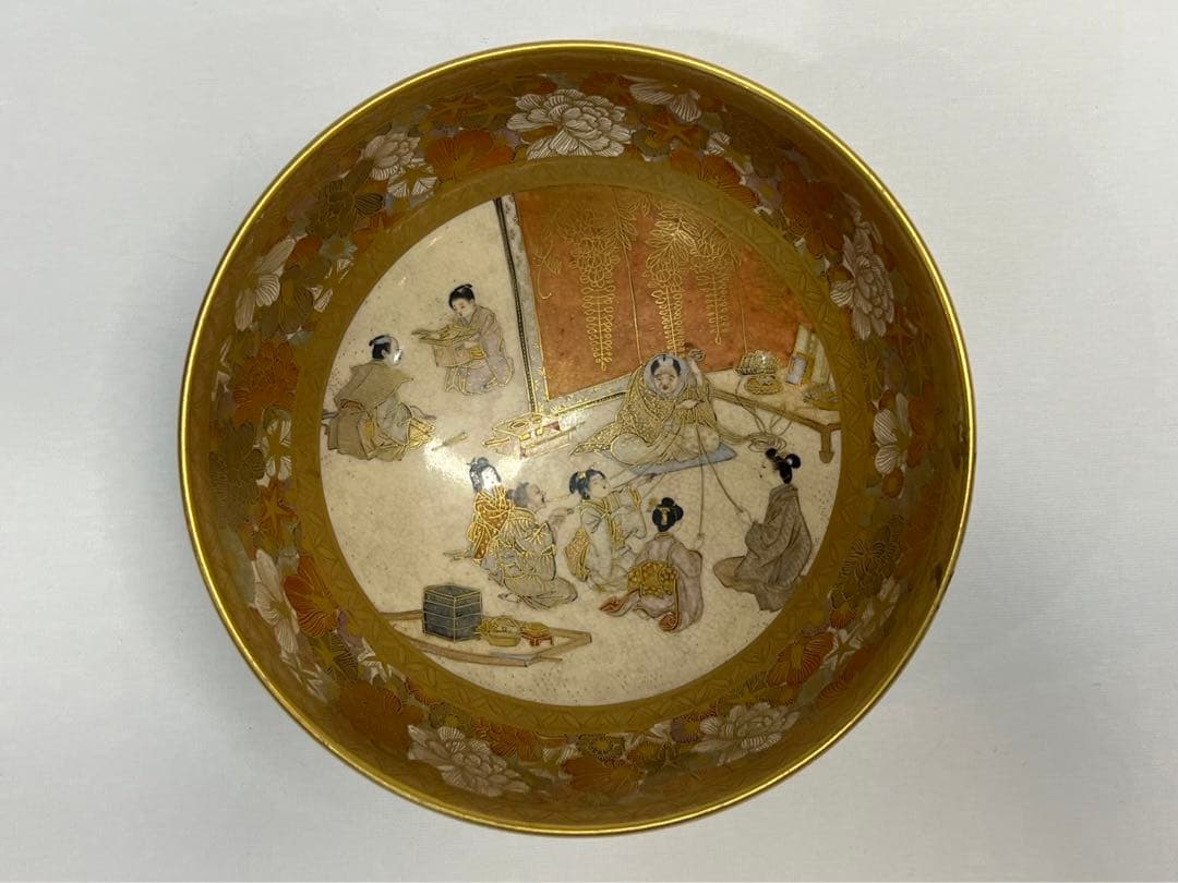 【錦光山】超絶技巧 薩摩 金蘭手 色絵 金彩 風俗図茶碗