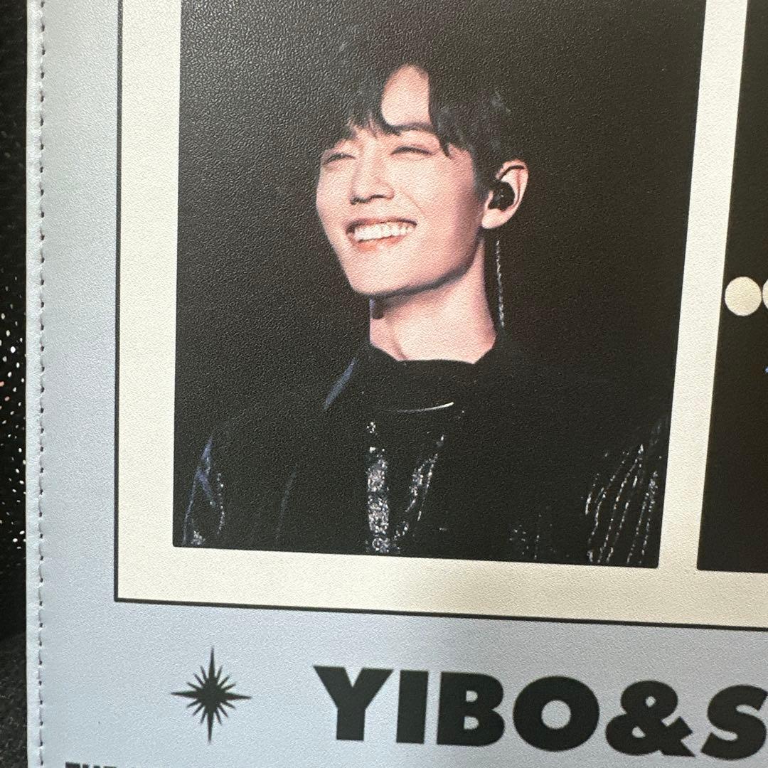 博君一肖 王一博 肖戦 レザーデザイン A4バインダー　ファスナー付き❣セット❣️