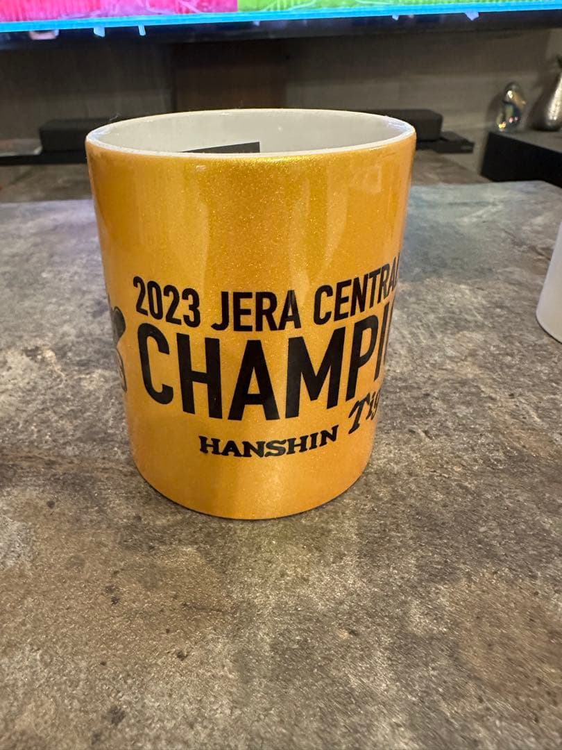 阪神タイガース 2023年チャンピオン記念マグカップ 酒枡セット