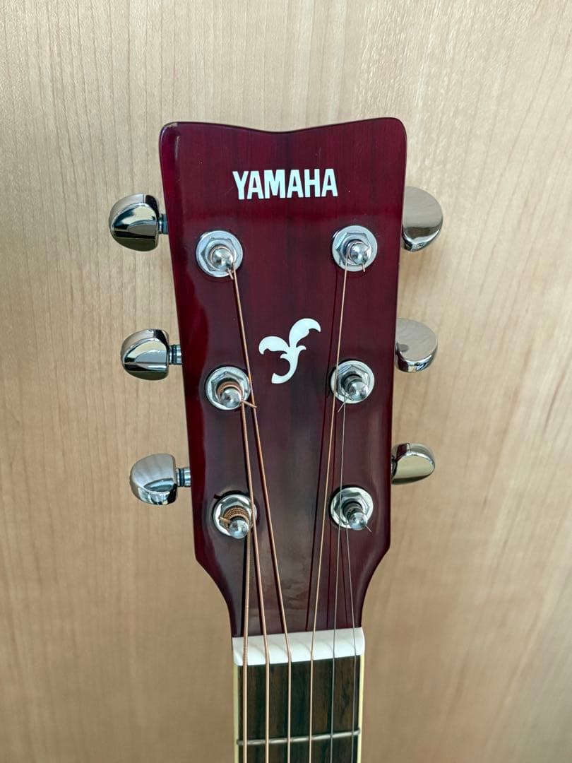 送料込！Yamaha FS-820 アコースティックギター