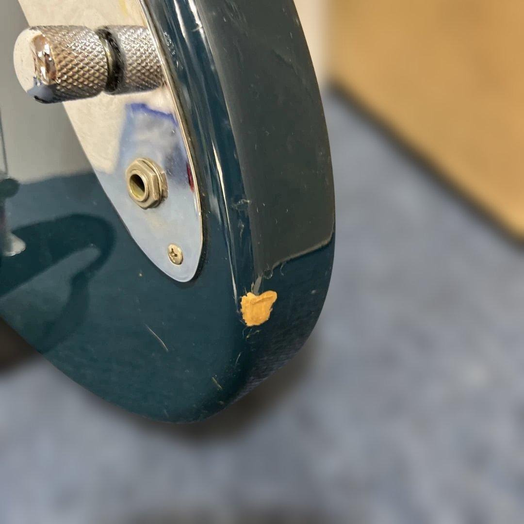 Brian by bacchus ギター ブルー