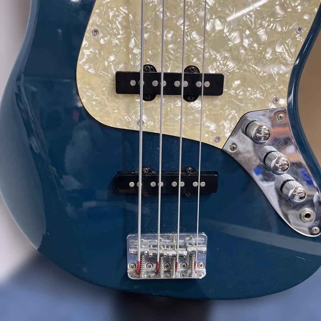 Brian by bacchus ギター ブルー