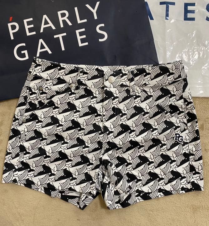 正規品パーリーゲイツ人気完売くじらプリントレディースショットパンツサイズ0