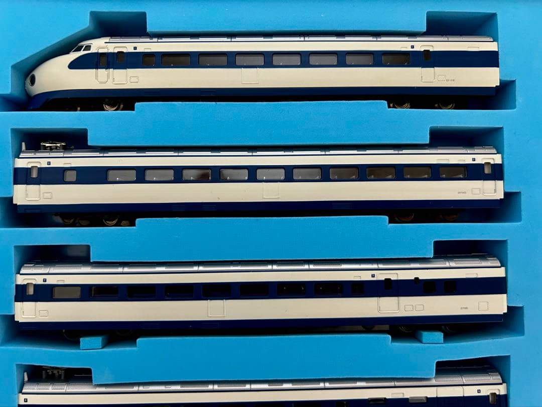 マイクロエース 東海道・山陽新幹線 0系新幹線（大窓）18次車「ひかり号」16両